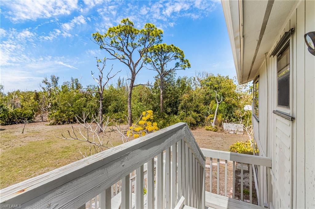8677 Whispering Pines Dr Property Photo 6