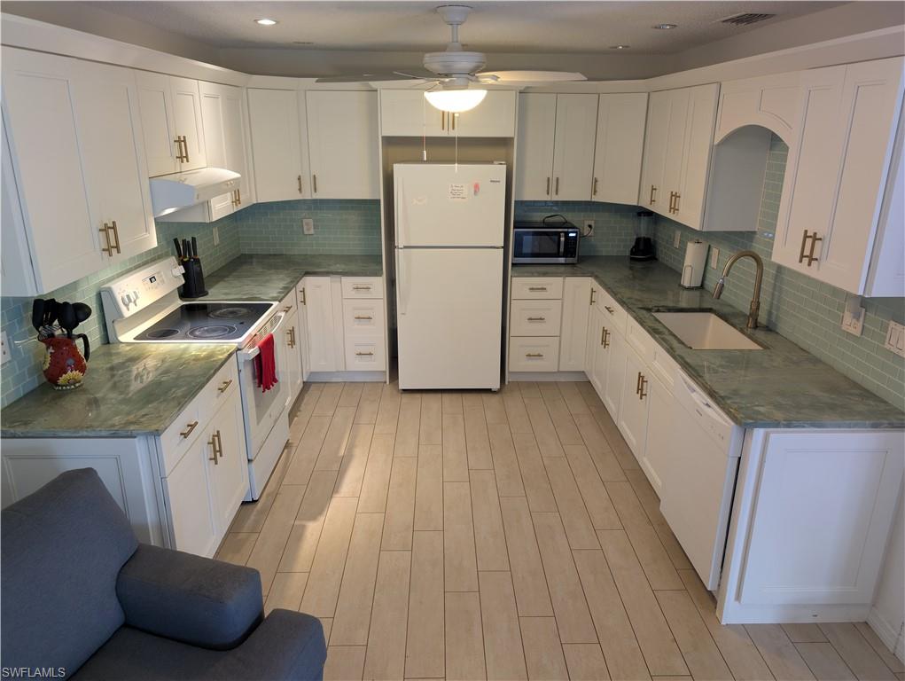 5652 Foxlake Dr Property Photo 10