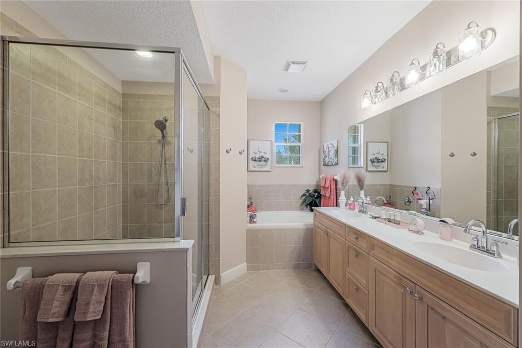 16580 Crownsbury Way 202 Property Photo 12