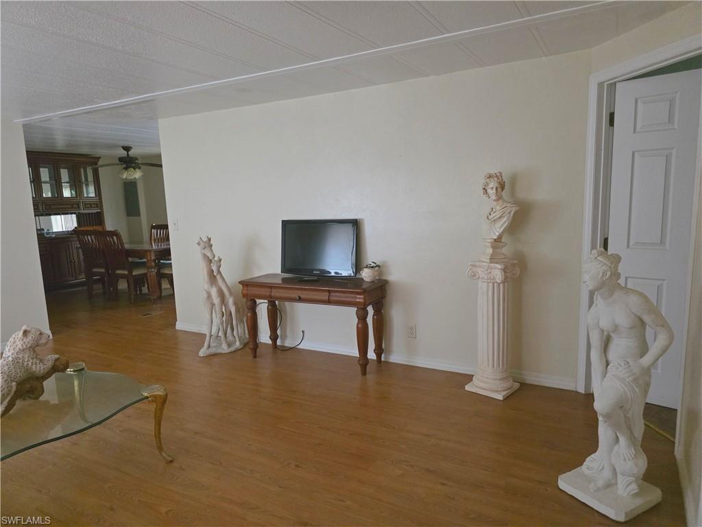 8290 Nault Rd Property Photo 3