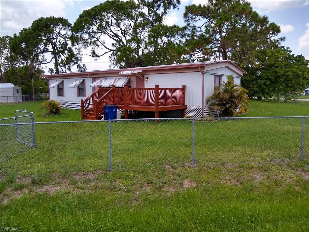 8290 Nault Rd Property Photo 5