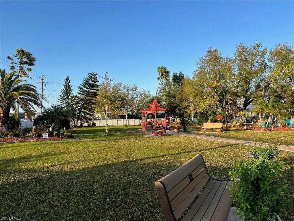 1000 Kings Hwy Property Photo 14