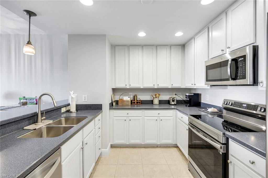 5781 Cape Harbour Dr 1108 Property Photo 12