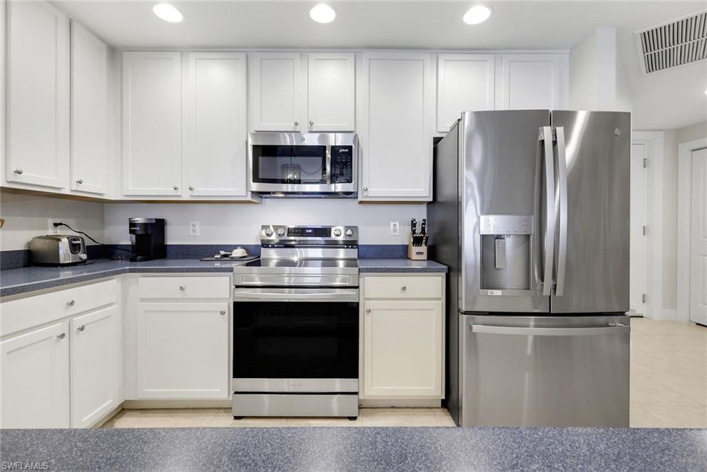 5781 Cape Harbour Dr 1108 Property Photo 15