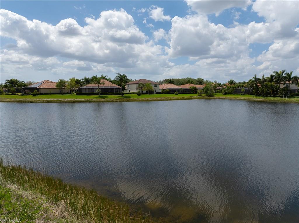 10960 Cherry Laurel Dr Property Photo 6
