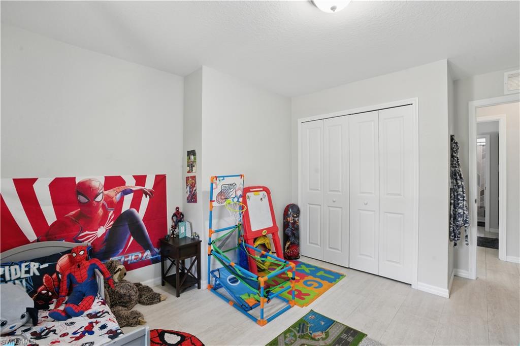 7824 6th Ter Property Photo 19