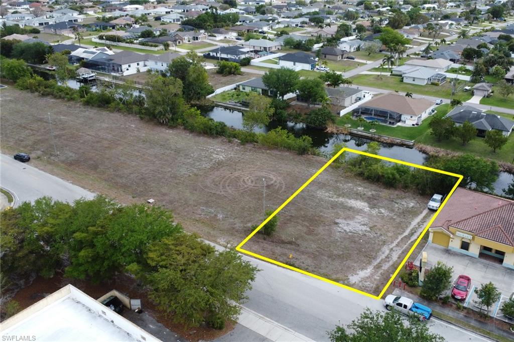 1208 Sw 4th St Property Photo 1