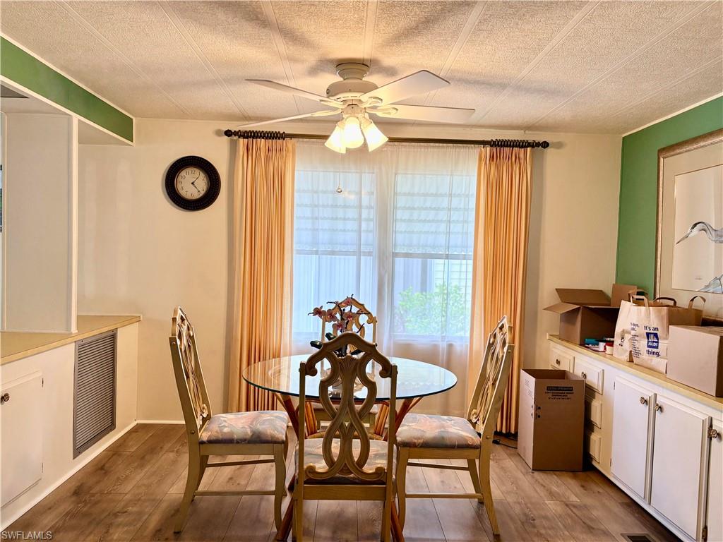 2787 Breezewood Dr Property Photo 6