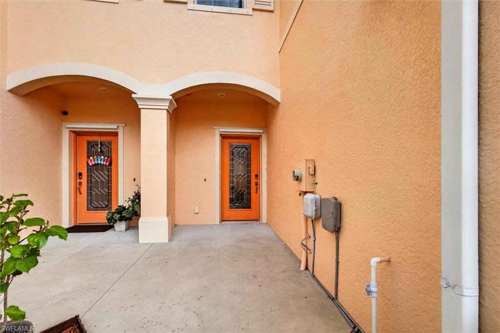 10285 Via Colomba Cir Property Photo 5