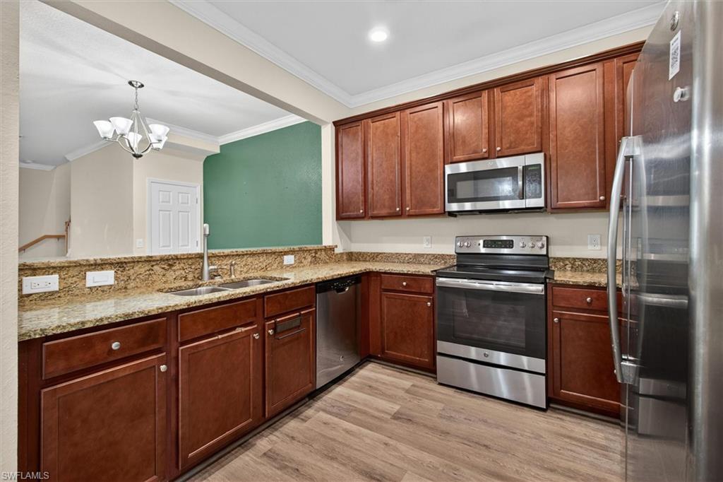 10285 Via Colomba Cir Property Photo 16