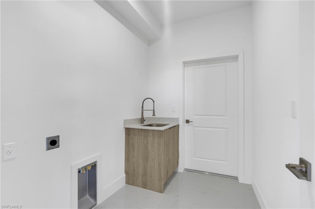 1142 Edelweiss St E Property Photo 18
