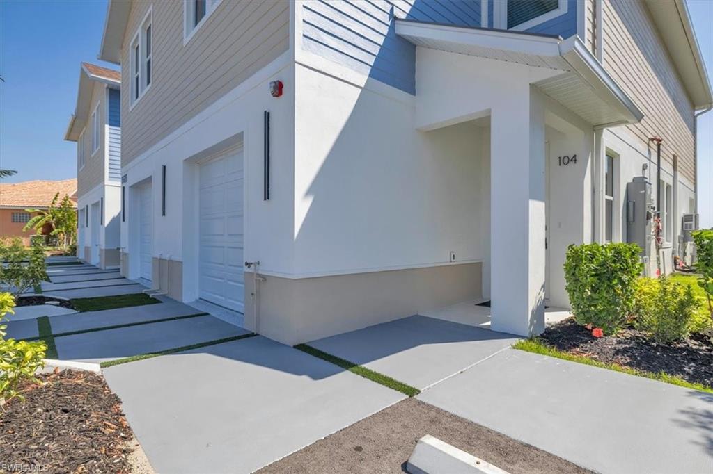 3527 Country Club Blvd Property Photo 6