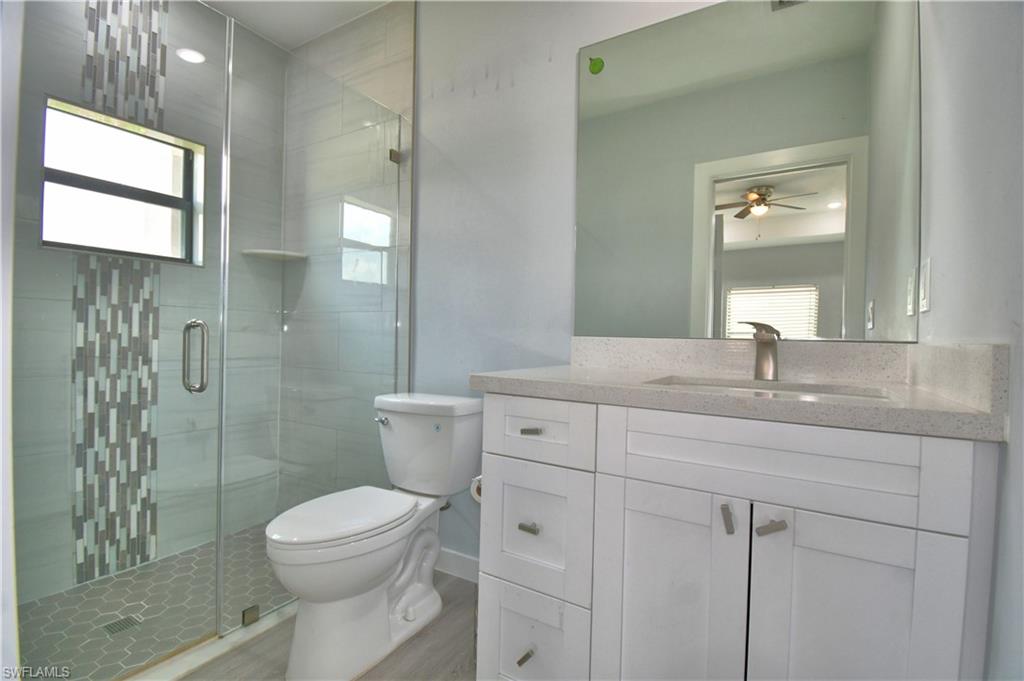 713/715 W 12th St Property Photo 20