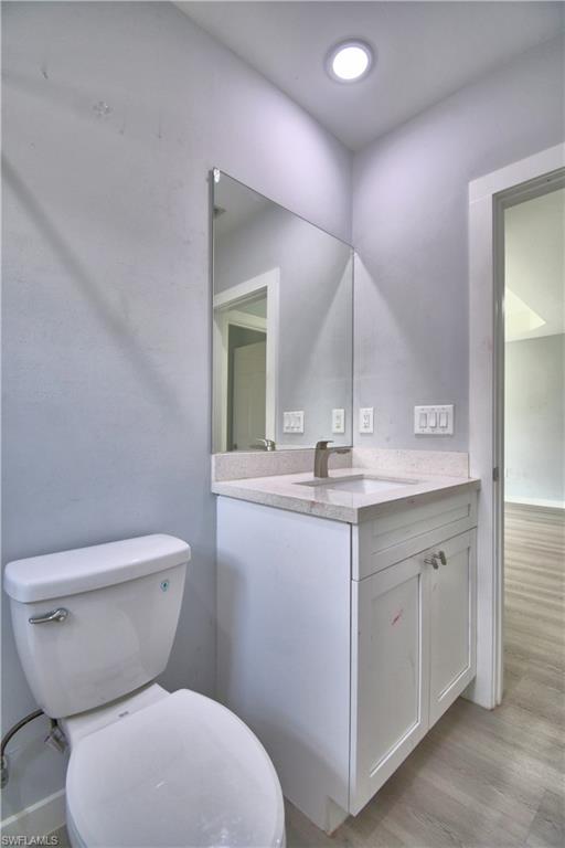 713/715 W 12th St Property Photo 23