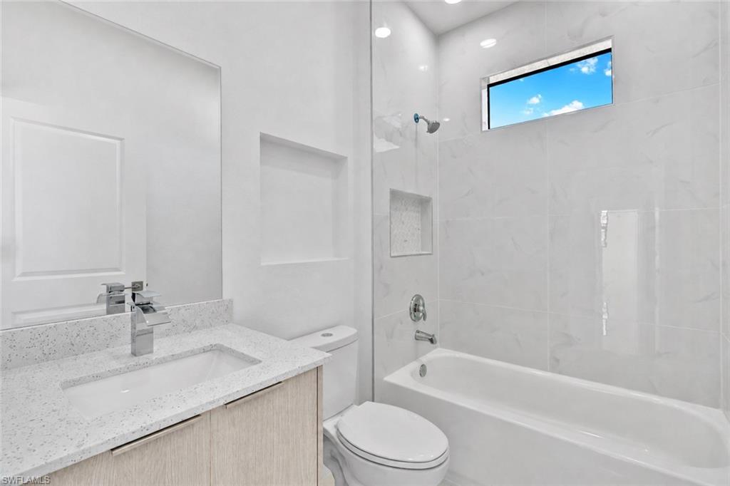 459 Windsor Ave S Property Photo 18
