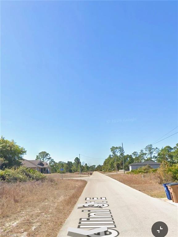 1226 Cellini St E Property Photo 5
