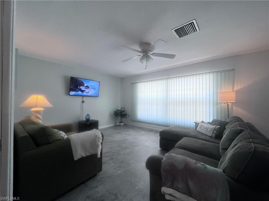 726 Sabur Ct Property Photo 3