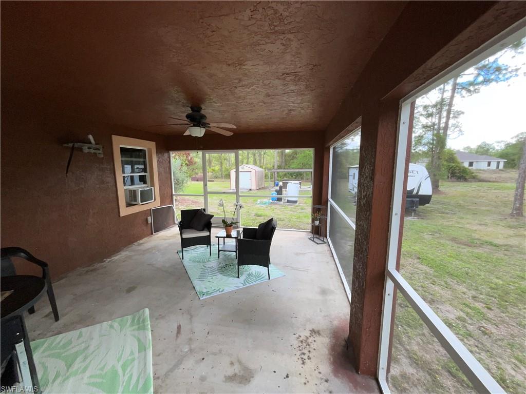2218 Jackson Ave Property Photo 26