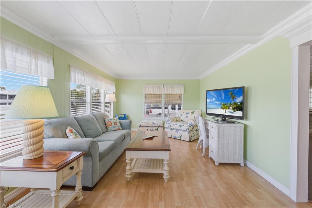 502 Pine Tree Ct Property Photo 8