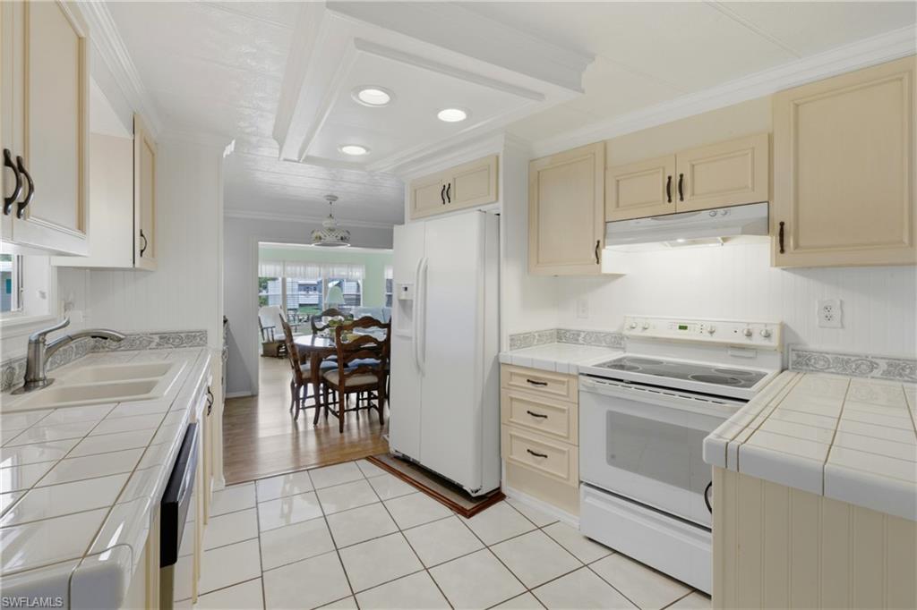 502 Pine Tree Ct Property Photo 15