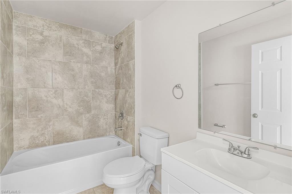 916 Ne 1st Pl Property Photo 11