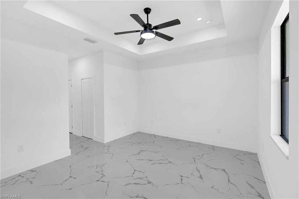 2503 41st St W Property Photo 14