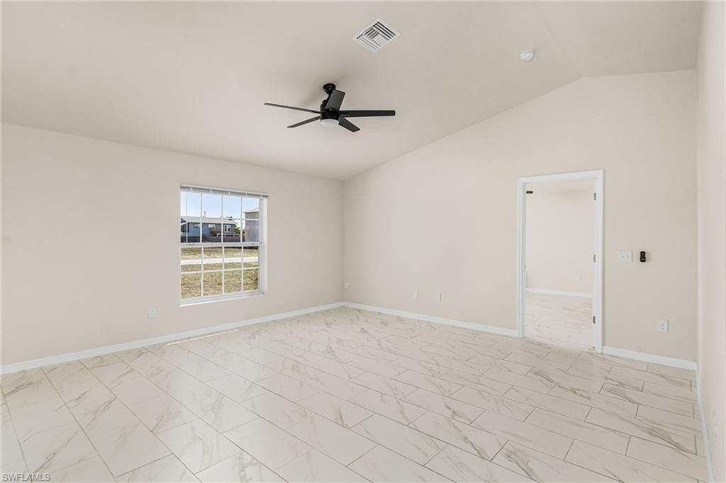 923 Ne 1st Ave Property Photo 5
