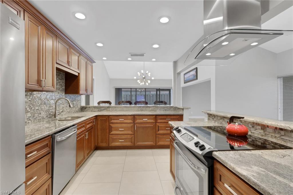 4536 Longboat Ln Property Photo 13