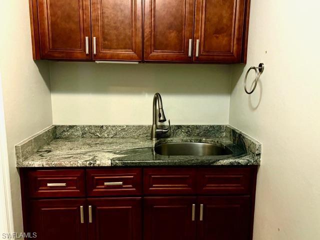 4536 Longboat Ln Property Photo 18