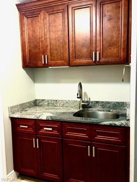 4536 Longboat Ln Property Photo 19
