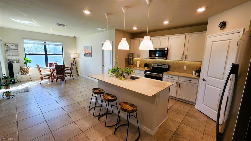 10754 Marlberry Way Property Photo 8