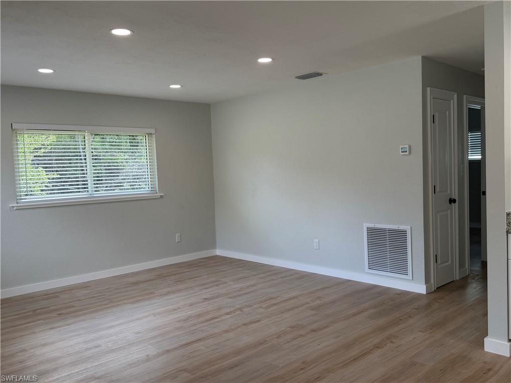 13097 Mizell Ave Property Photo 6