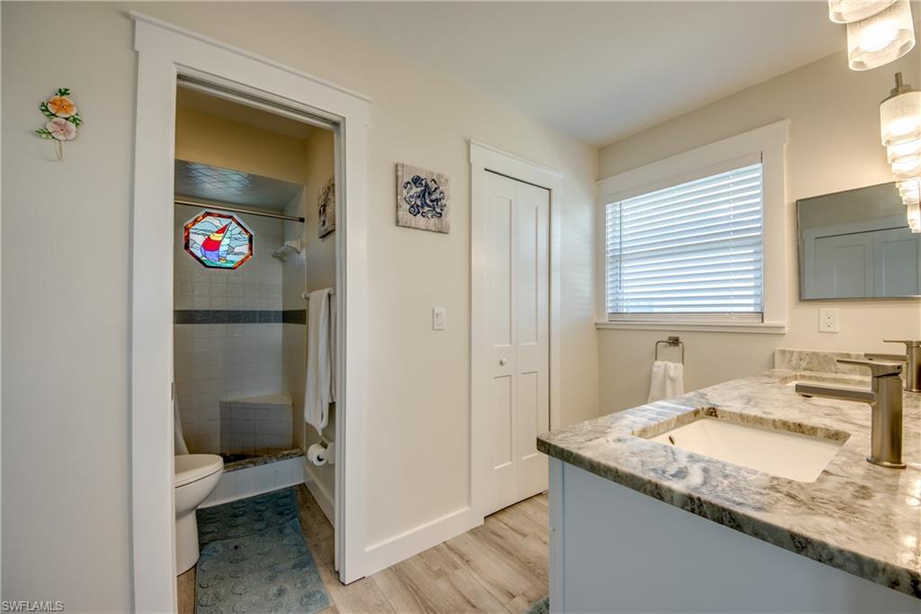 2360 Oleander St Property Photo 17
