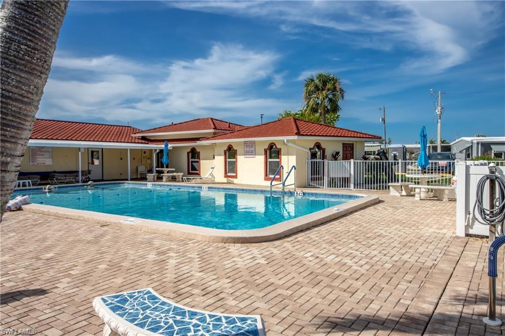 7144 Ladyfish Dr Property Photo 6