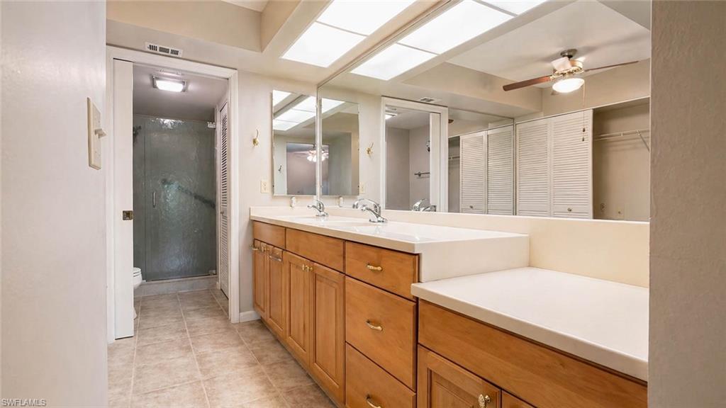 2069 W Lakeview Blvd E1 Property Photo 6