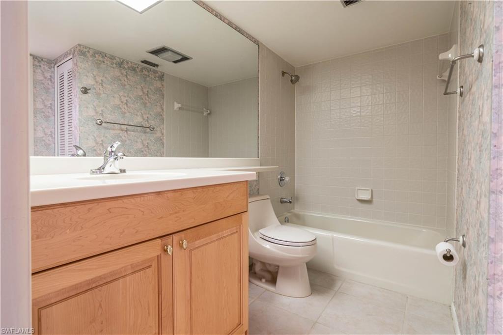 2069 W Lakeview Blvd E1 Property Photo 26