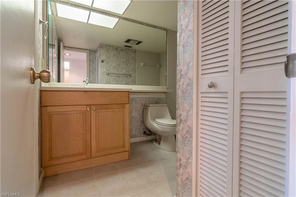 2069 W Lakeview Blvd E1 Property Photo 27