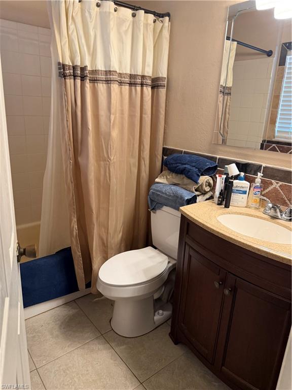 8072 Sandpiper Rd Property Photo 6