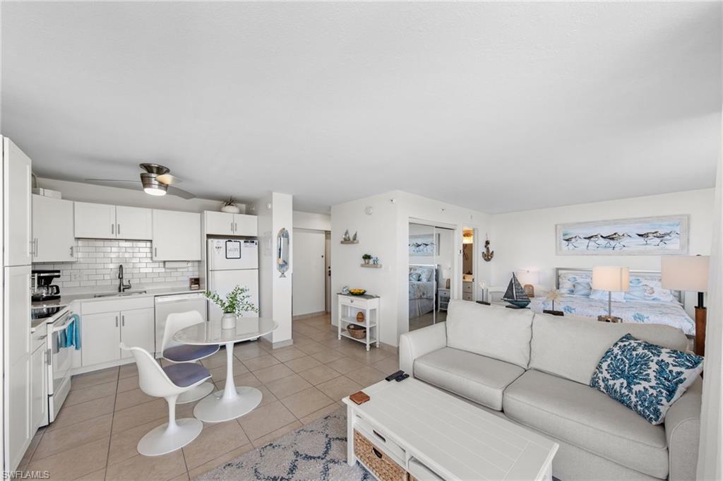 8701 Estero Blvd 507 Property Photo 24