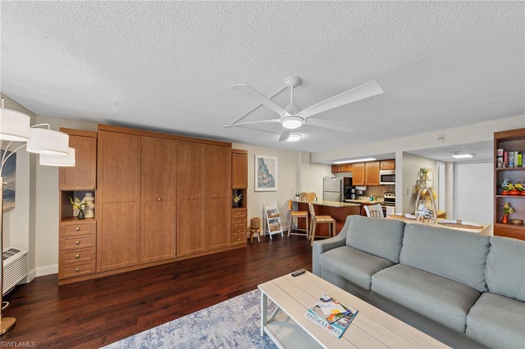 1 Bluebill Ave 402 Property Photo 22