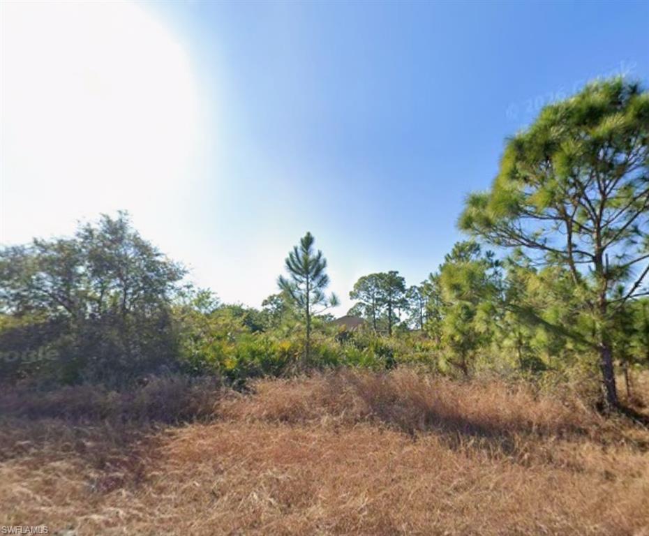 646 Stark Ave S Property Photo 3