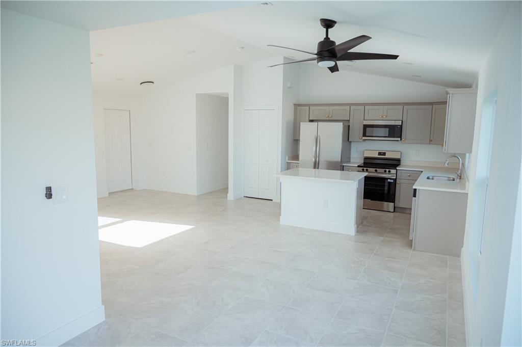 304 Panorama Ave Property Photo 2