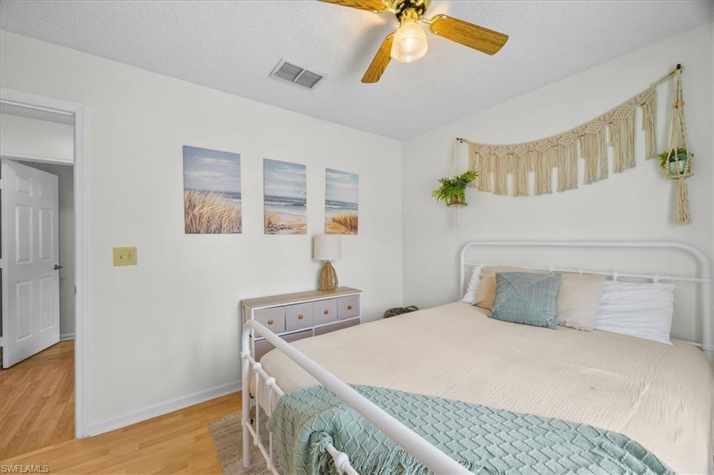11179 Bentley Trace Ln E Property Photo 7