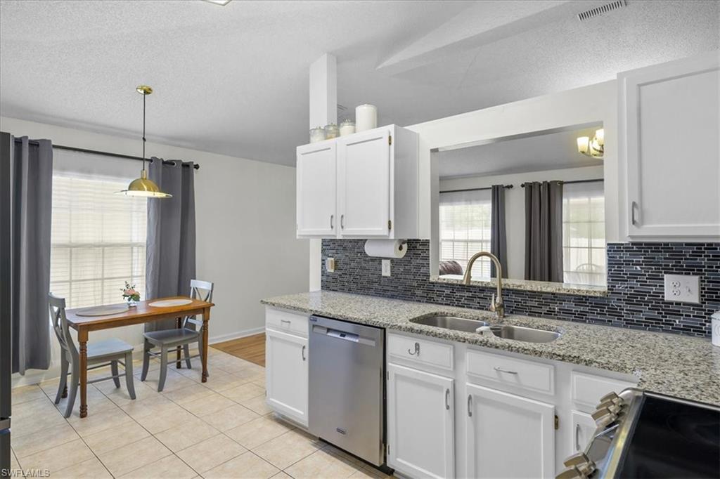 11179 Bentley Trace Ln E Property Photo 11