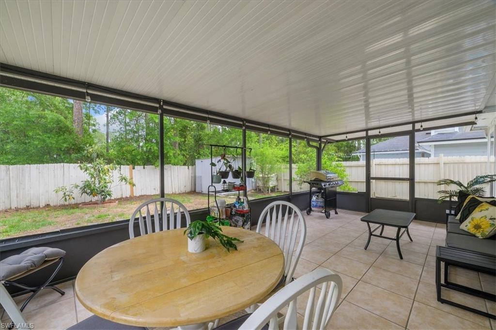 11179 Bentley Trace Ln E Property Photo 25