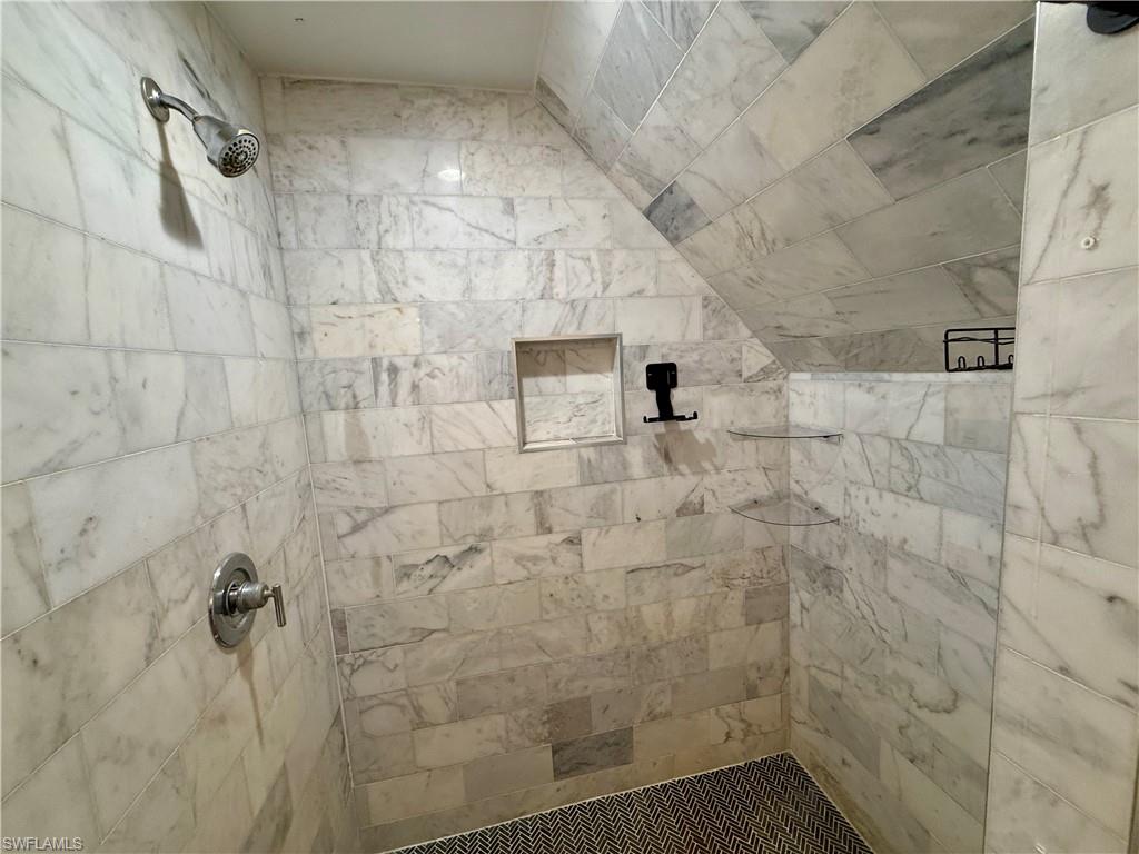 18422 Huckleberry Rd Property Photo 23
