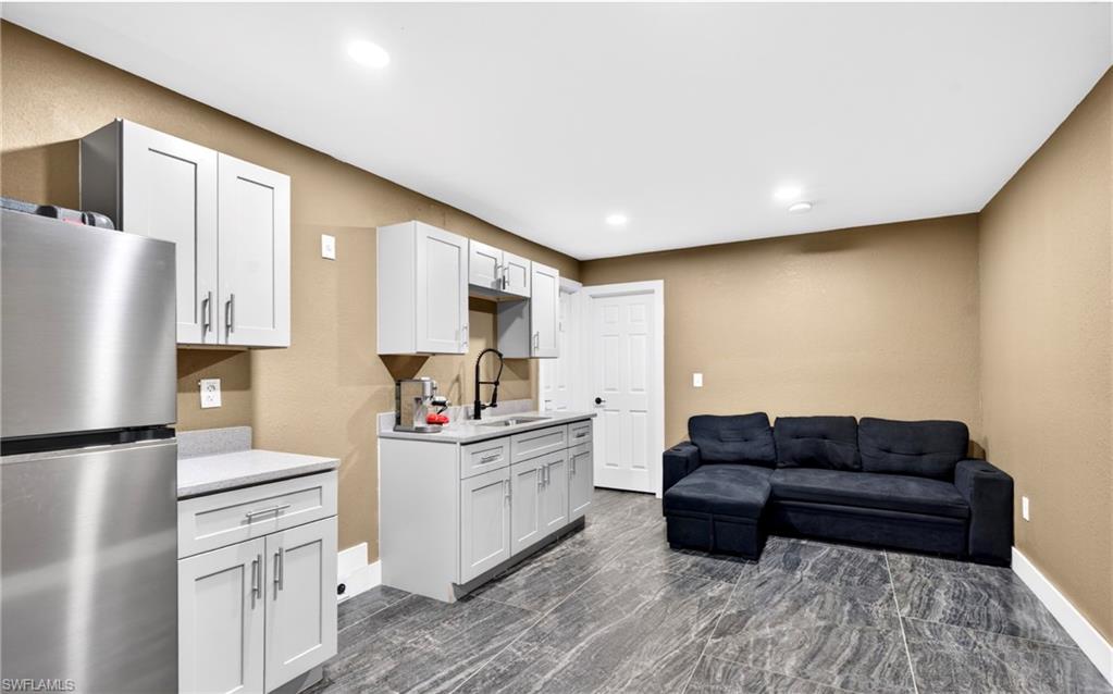 236 Pondella Rd Property Photo 15