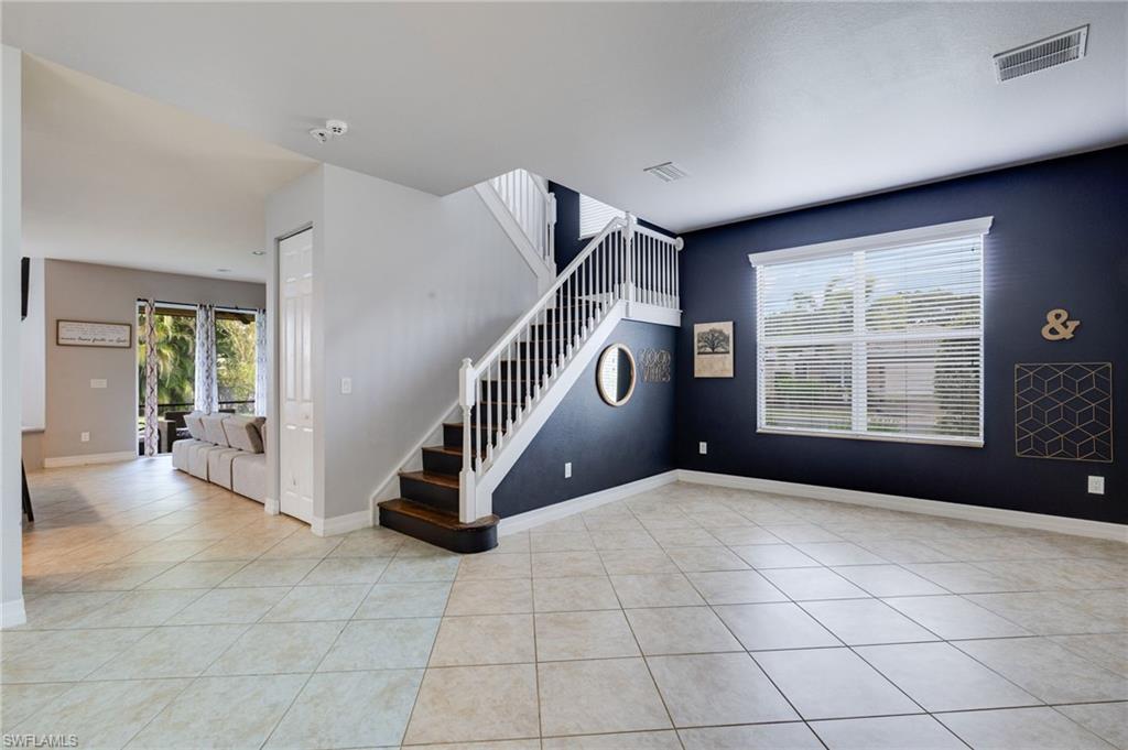 10519 Winged Elm Ln Property Photo 2