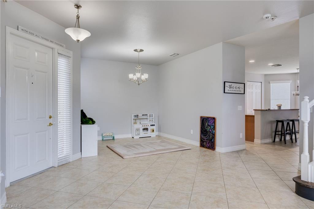 10519 Winged Elm Ln Property Photo 4