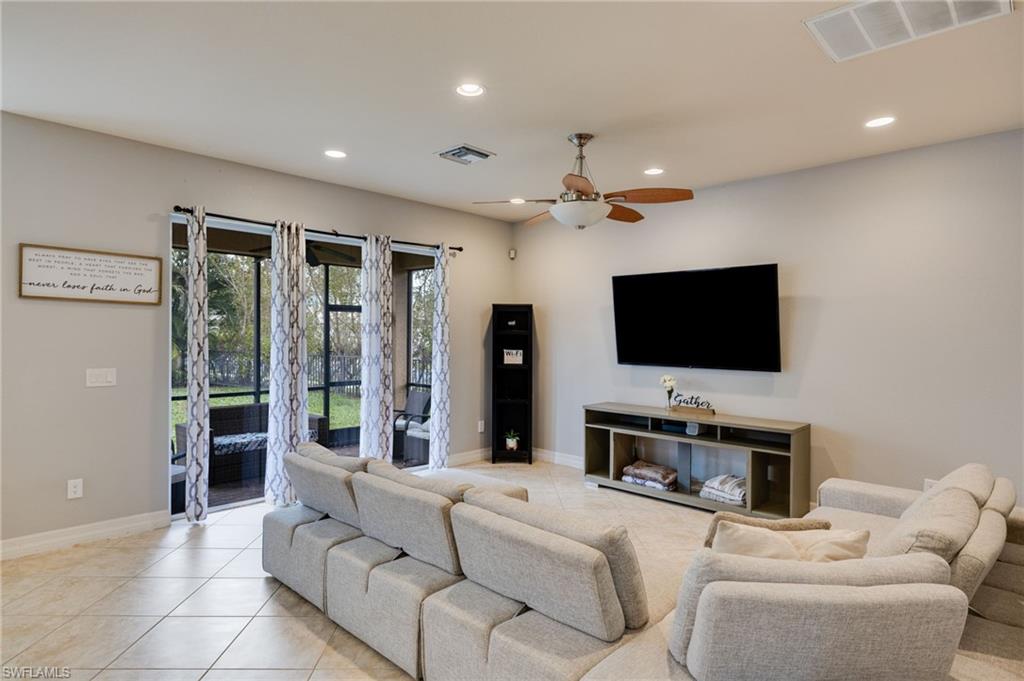 10519 Winged Elm Ln Property Photo 11